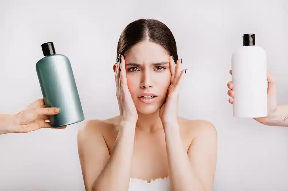 Read more about the article Best Shampoo Ingredients for Hair Loss: The Clinical Truth